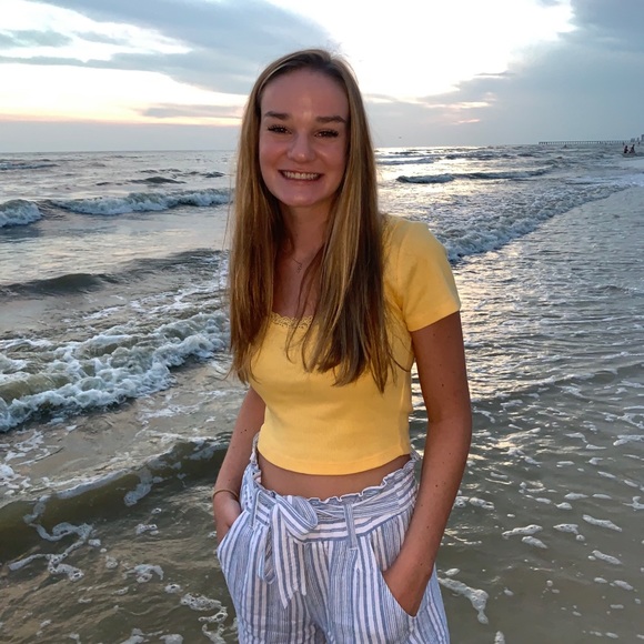 Meet your Posher, Mahaley - Picture 1 of 1